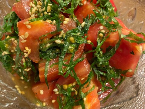 夏にさっぱり!大葉のトマト和え